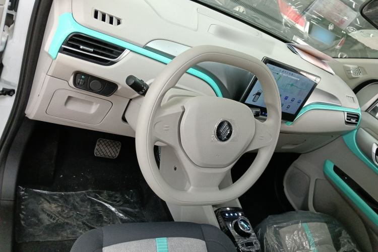 Used JMEV Ezi EV3 2025 Plus 330KM Comfort Version Center Console