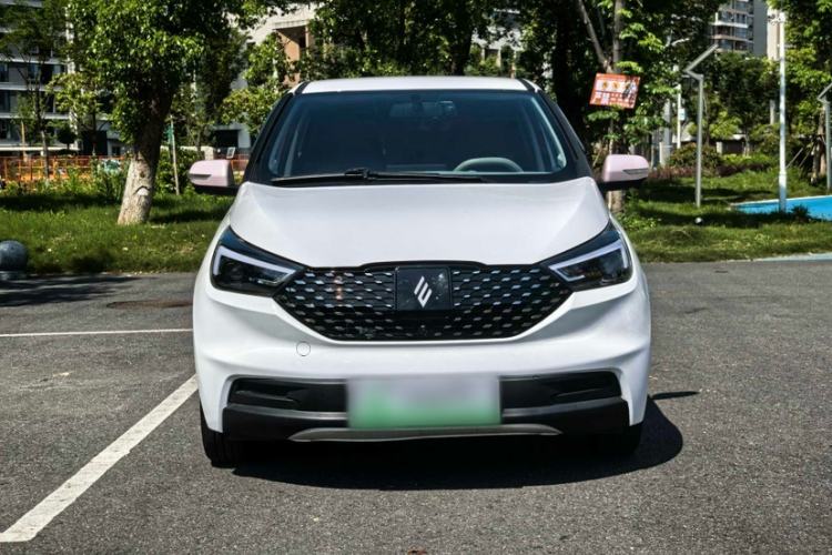 Used JMEV Ezi EV3 2025 Plus 330KM Luxury Version Exterior 6