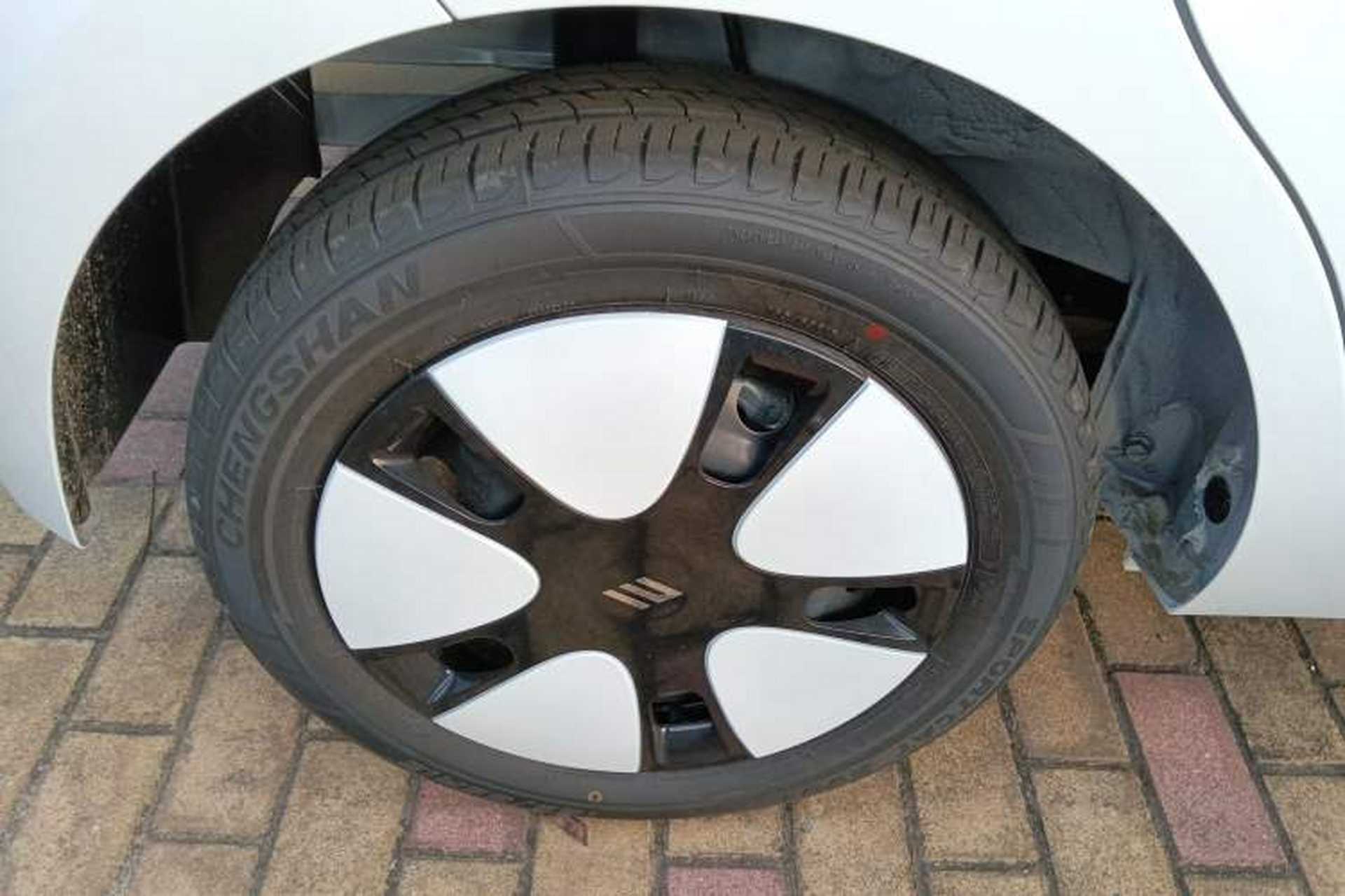 Used JMEV Ezi EV3 2025 Plus 330KM Comfort Version Exterior 8