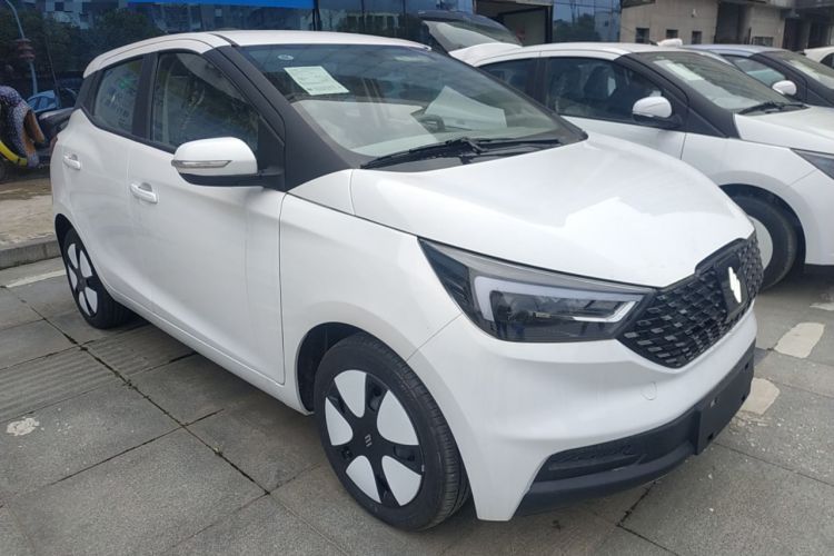 Used JMEV Ezi EV3 2025 Plus 330KM Comfort Version Front Right 45 Deg