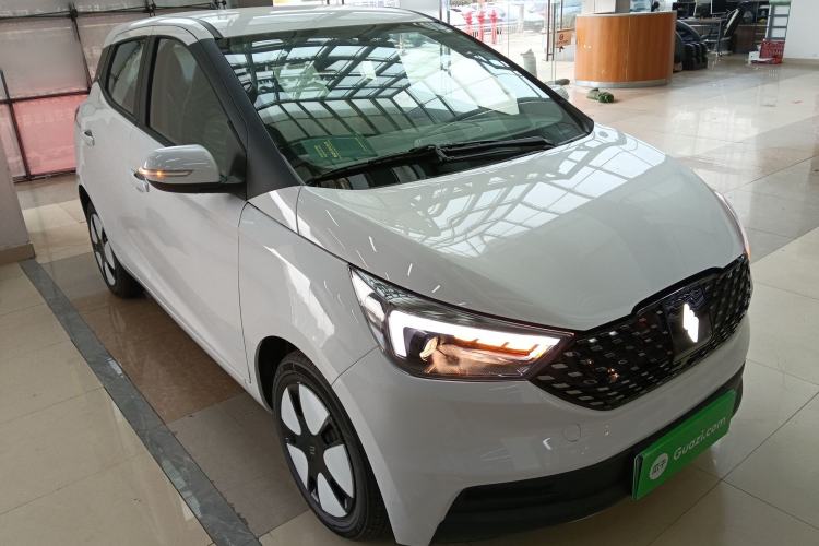 Used JMEV Ezi EV3 2025 Plus 330KM Comfort Version Front Right 45 Deg