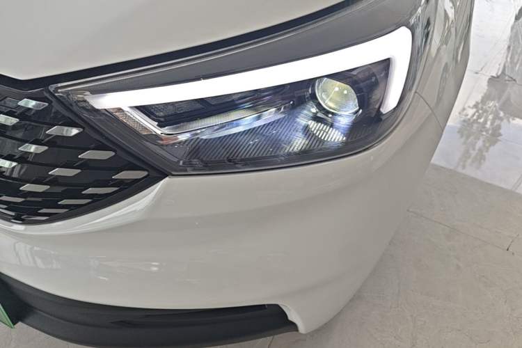 Used JMEV Ezi EV3 2025 Plus 330KM Luxury Version Left Front Headlight
