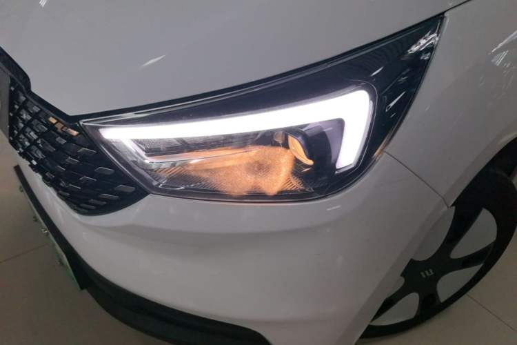 Used JMEV Ezi EV3 2025 Plus 330KM Comfort Version Left Front Headlight
