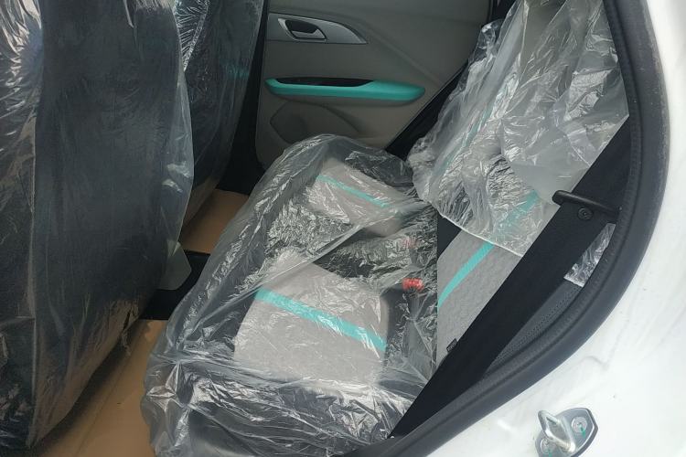 Used JMEV Ezi EV3 2025 Plus 330KM Comfort Version Left Rear Seat
