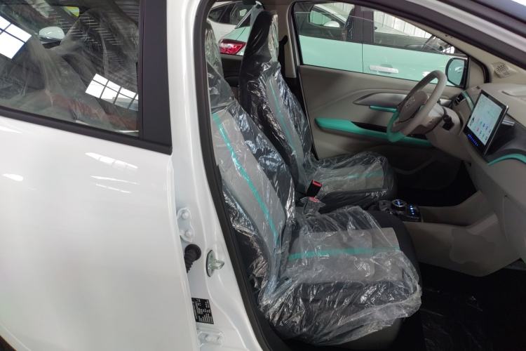 Used JMEV Ezi EV3 2025 Plus 330KM Luxury Version Right Front Seat