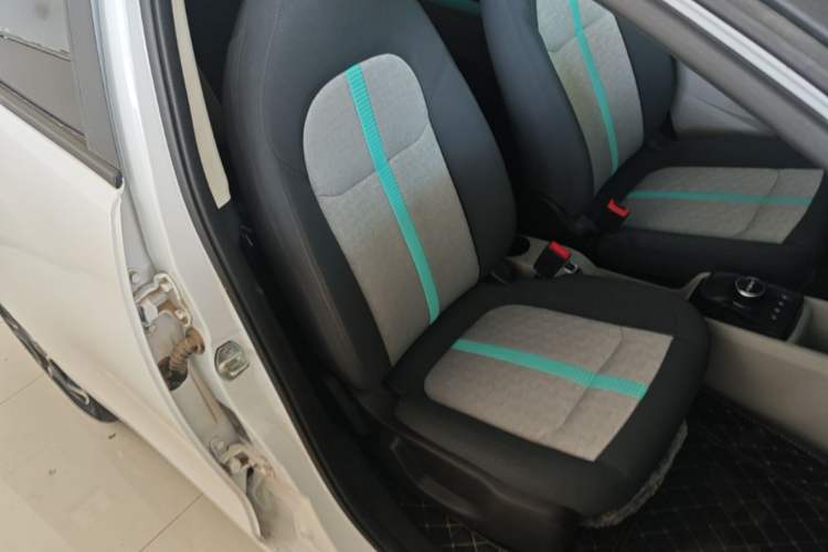 Used JMEV Ezi EV3 2025 Plus 330KM Luxury Version Right Front Seat