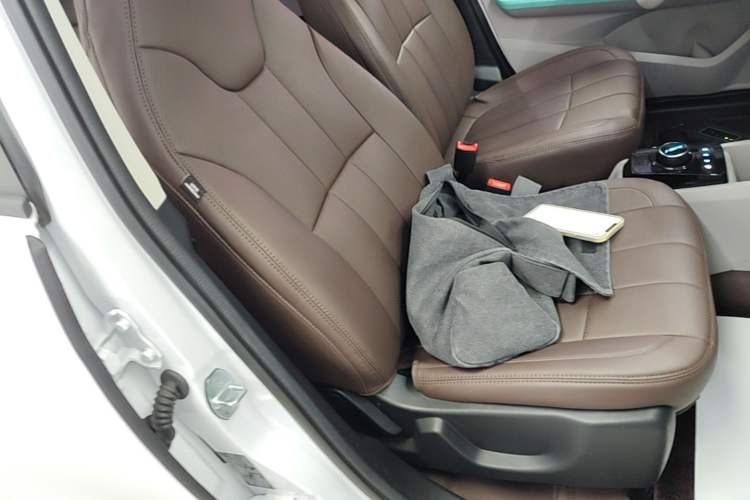 Used JMEV Ezi EV3 2025 Plus 330KM Comfort Version Right Front Seat