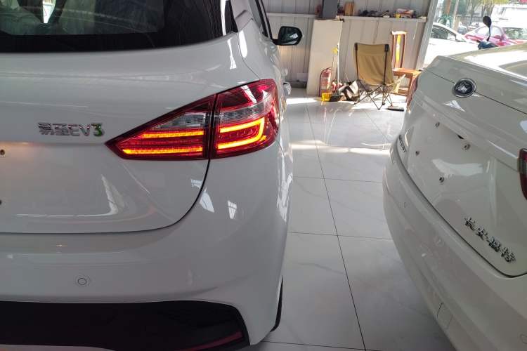 Used JMEV Ezi EV3 2025 Plus 330KM Luxury Version Right Rear Taillight