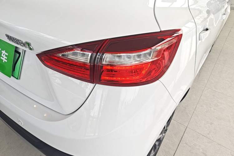 Used JMEV Ezi EV3 2025 Plus 330KM Luxury Version Right Rear Taillight