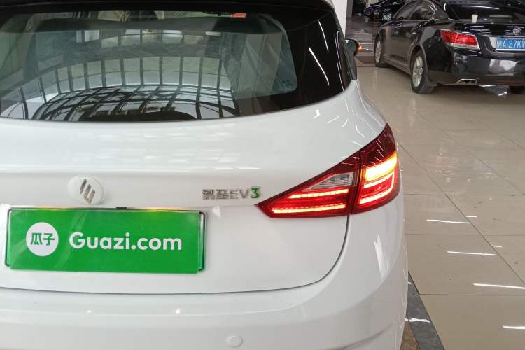 Used JMEV Ezi EV3 2025 Plus 330KM Comfort Version Right Rear Taillight