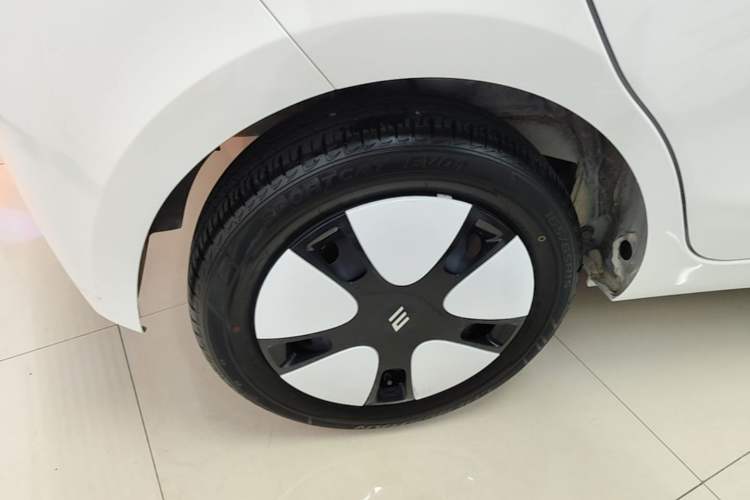 Used JMEV Ezi EV3 2025 Plus 330KM Comfort Version Right Rear Wheel Hub