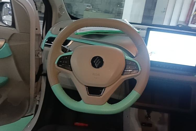 Used JMEV Ezi EV3 2025 Plus 330KM Luxury Version Steering Wheel