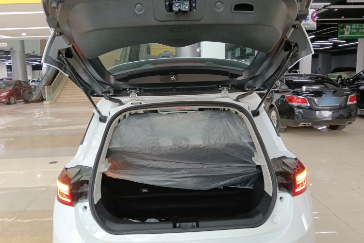 Used JMEV Ezi EV3 2025 Plus 330KM Comfort Version Trunk