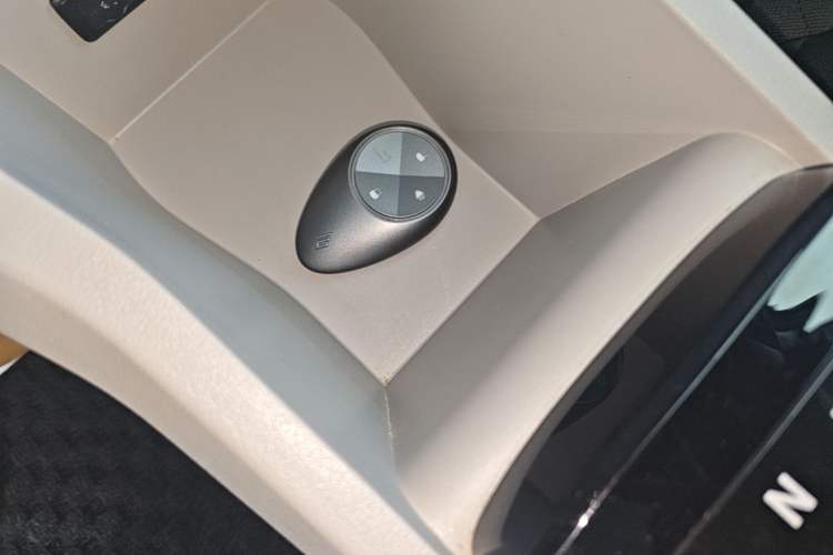 Used JMEV Ezi EV3 2025 Plus 330KM Luxury Version Vehicle Key