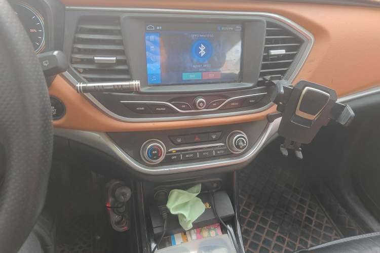 Used JMEV Ezi EX5 2018 Enjoyment Model Audio And AC Panel