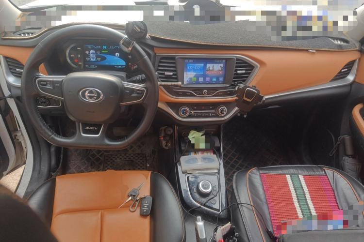 Used JMEV Ezi EX5 2018 Enjoyment Model Center Console