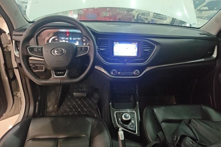 Used JMEV Ezi EX5 2018 Joyful Edition Center Console