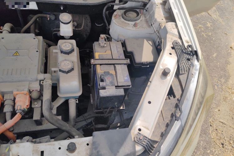 Used JMEV Ezi EX5  Engine Bay Left