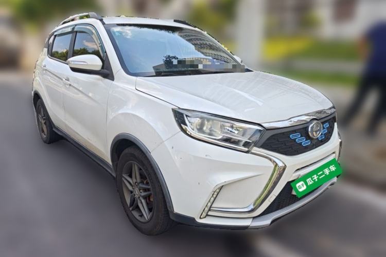 Used JMEV Ezi EX5 2018 Comfort Edition Front Right 45 Deg
