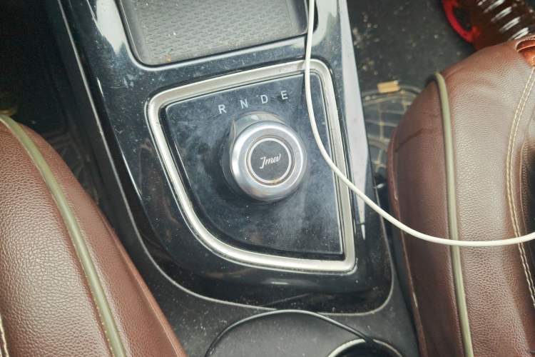 Used JMEV Ezi EX5 2018 Comfort Edition Gear Lever