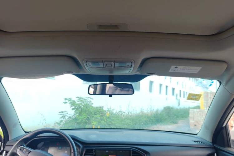 Used JMEV Ezi EX5  Headliner