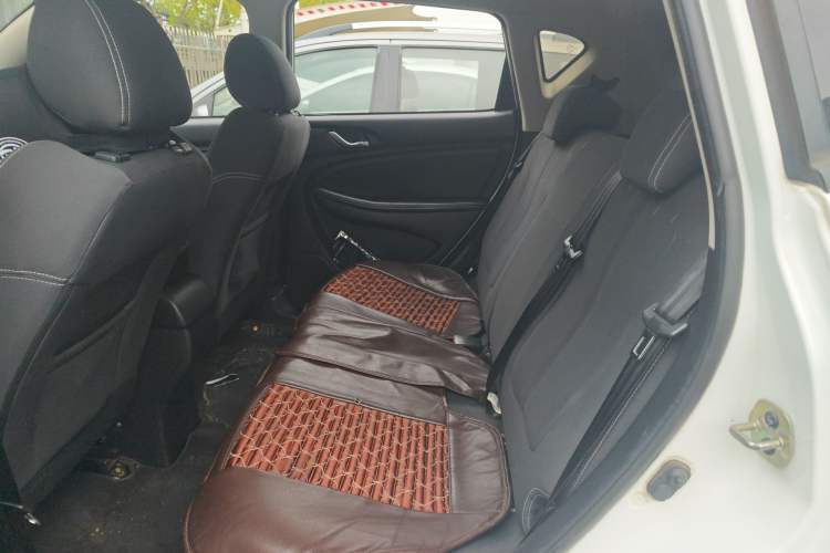 Used JMEV Ezi EX5 2018 Comfort Edition Left Rear Seat