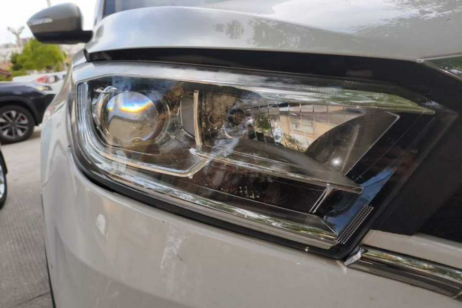 Used JMEV Ezi EX5 2018 Comfort Edition Right Front Headlight