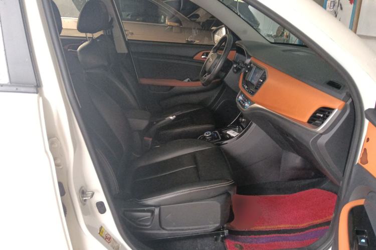 Used JMEV Ezi EX5 2019 Enjoyment Model Right Front Seat