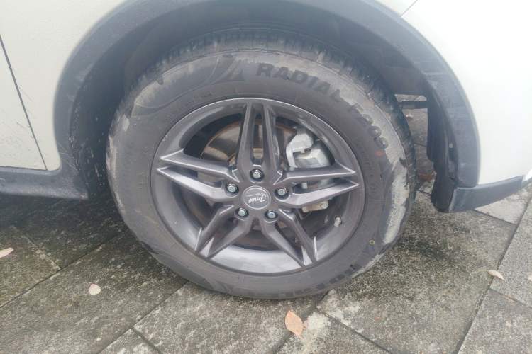 Used JMEV Ezi EX5 2019 Full-Range Temperature Control Enjoyment Version Right Front Wheel Hub