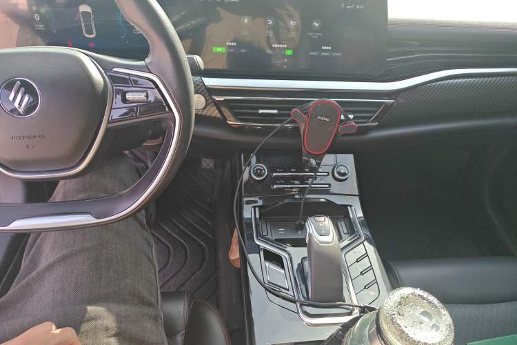 Used JMEV GSE 2021 450km Range Shining Luxury GT Edition Audio And AC Panel