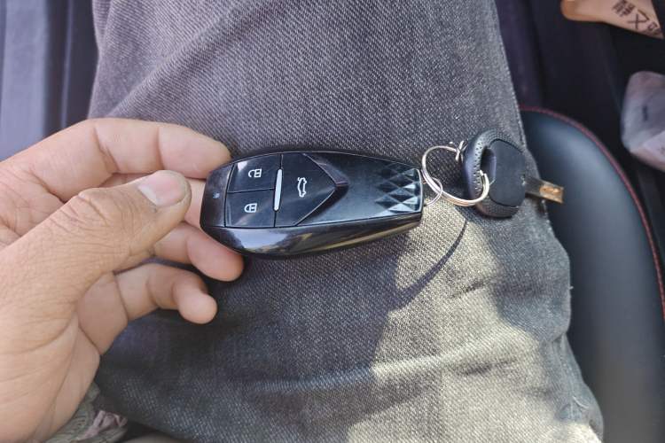 Used JMEV GSE 2021 450km Range Shining Luxury GT Edition Vehicle Key
