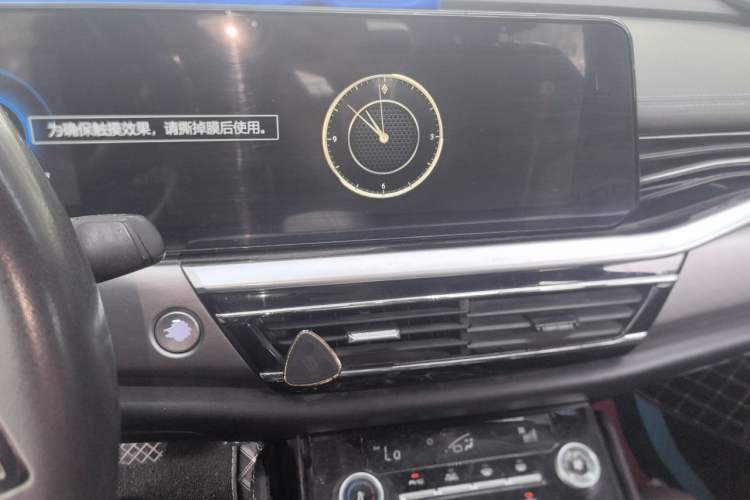 Used JMEV GSE 2021 500km Range Shining Youth—Long-Range Edition Audio And AC Panel