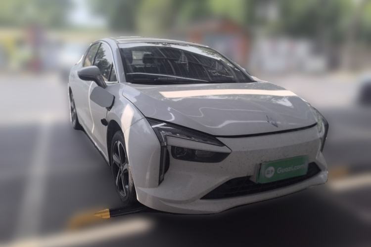 Used JMEV GSE 2021 500km Range Shining Youth—Long-Range Edition Front Right 45 Deg