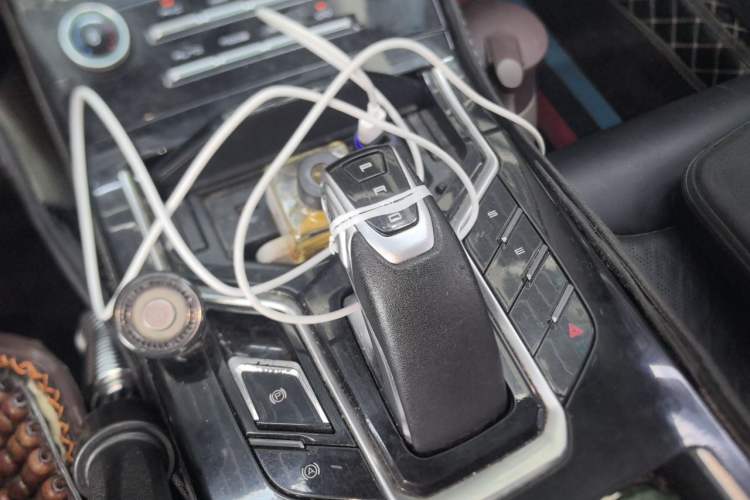 Used JMEV GSE 2021 500km Range Shining Youth—Long-Range Edition Gear Lever
