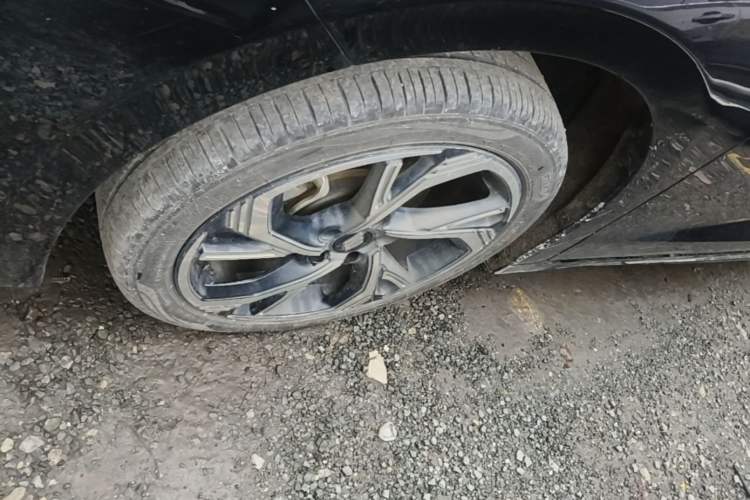 Used JMEV GSE 2022 Long-Range Smart Edition Left Front Wheel Hub