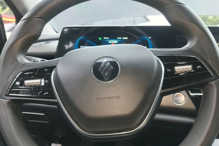 Used JMEV GSE 2022 Long-Range Smart Edition Steering Wheel