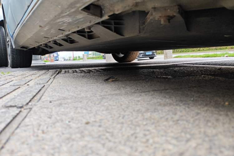 Used JMEV GSE 2022 Standard Range Youth Edition Chassis Front Right