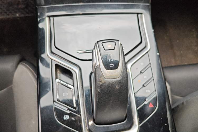 Used JMEV GSE 2022 Standard Range Youth Edition Gear Lever