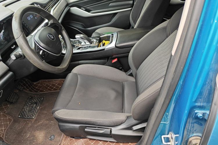 Used JMEV GSE 2022 Standard Range Youth Edition Left Front Seat