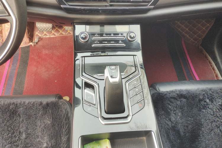Used JMEV GSE 2022 Standard Range Elite Edition Gear Lever