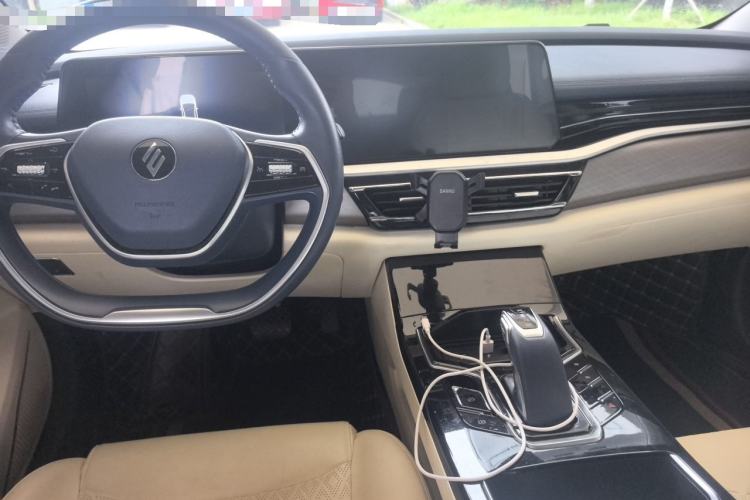 Used JMEV GSE 2022 Standard Range Elite Edition Center Console