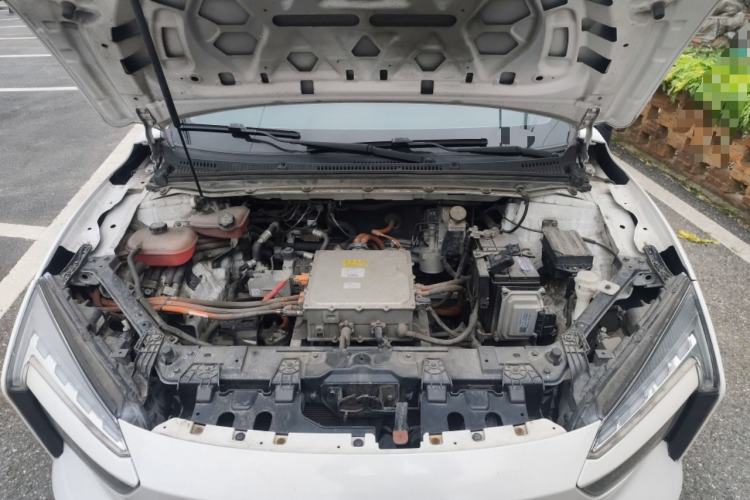 Used JMEV GSE 2022 Long-Range Industry Customized Upgrade Version Engine Bay