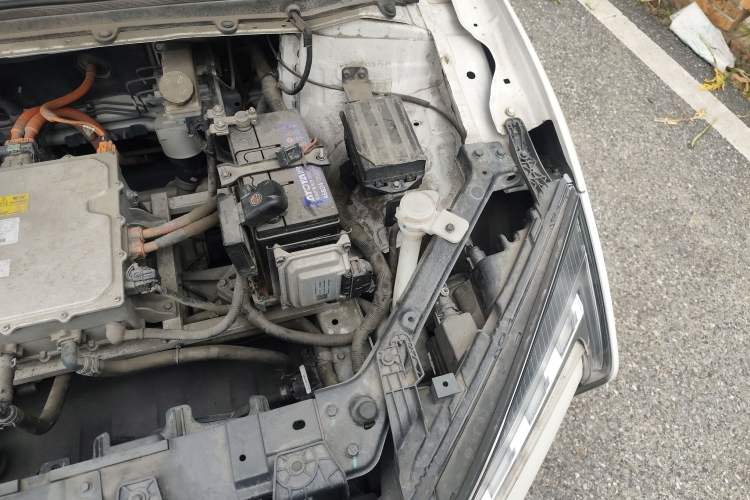 Used JMEV GSE 2022 Long-Range Industry Customized Upgrade Version Engine Bay Left