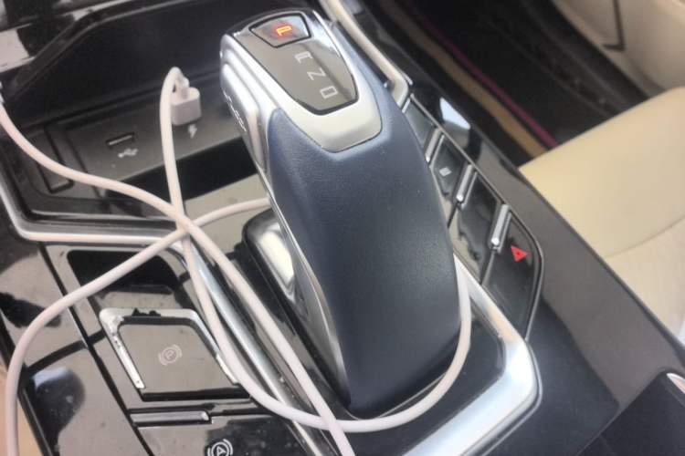 Used JMEV GSE 2022 Standard Range Elite Edition Gear Lever