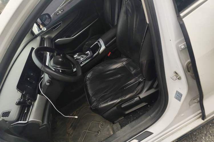Used JMEV GSE 2022 Long-Range Industry Customized Upgrade Version Left Front Seat