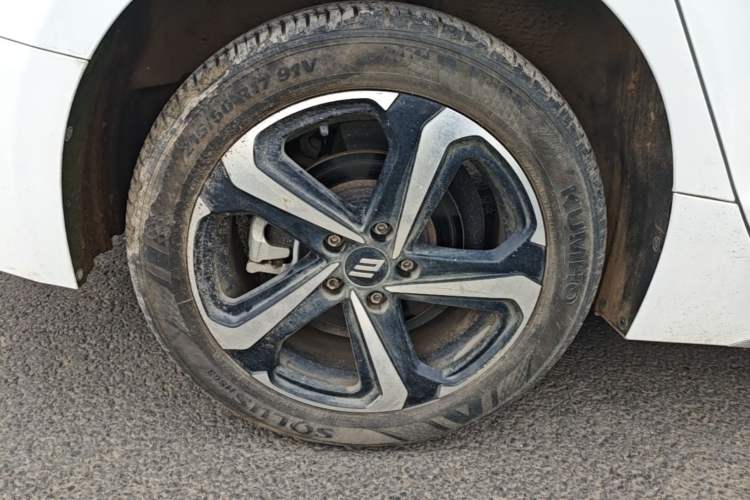 Used JMEV GSE 2022 Revised Version Standard Range Elite Edition Right Rear Wheel Hub