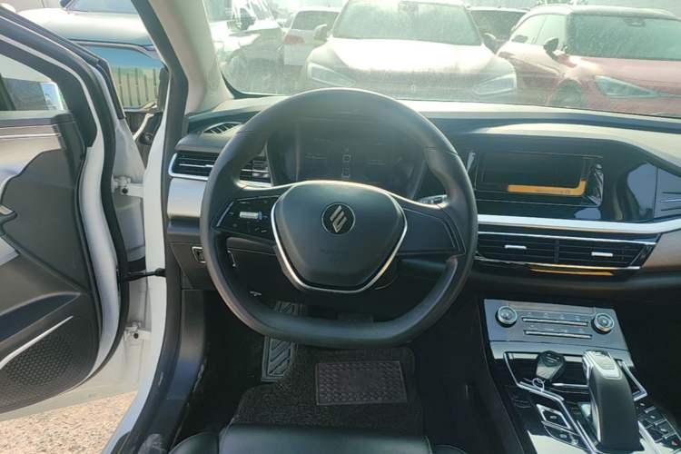Used JMEV GSE 2022 Standard Range Industry Custom Edition Steering Wheel