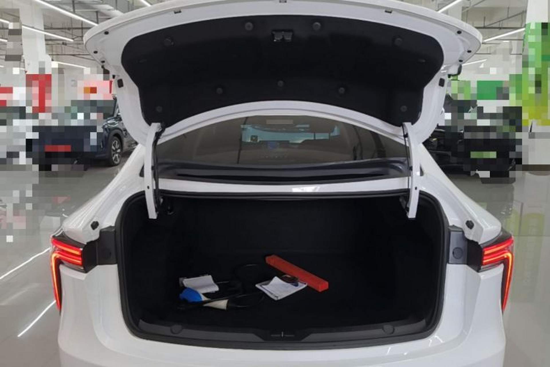 Used JMEV GSE 2022 Revised Version 2 Standard Range Elite Edition Trunk