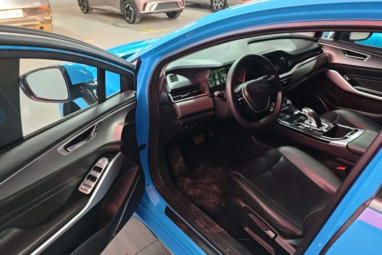 Used JMEV GSE 2023 Standard Range Dynamic Edition Driver Seat