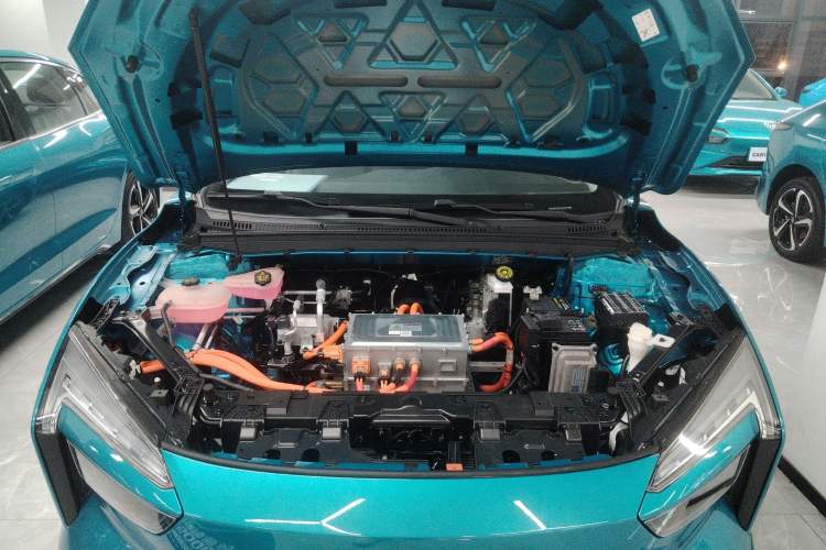 Used JMEV GSE 2023 Dream Edition 40 Standard Model Engine Bay